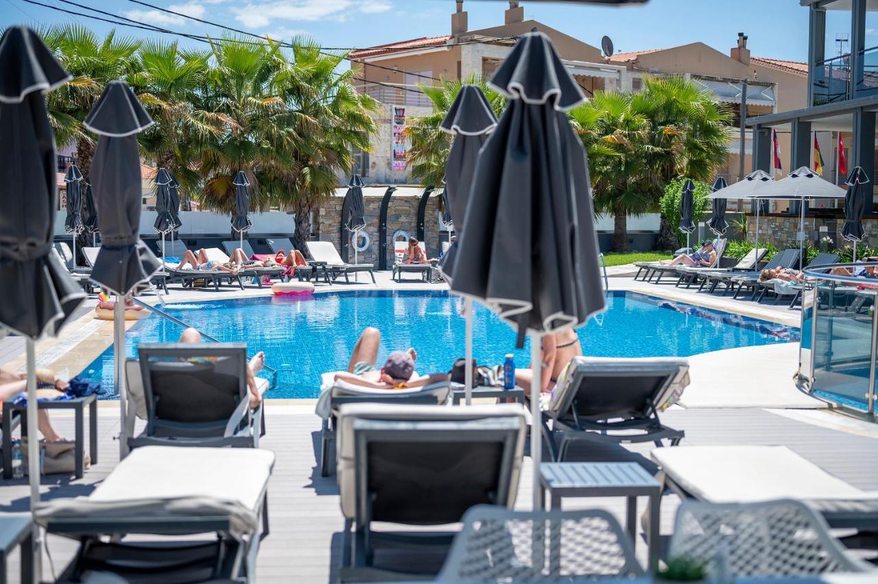 Dionysos Hotel & Suites Chaniotis Extérieur photo
