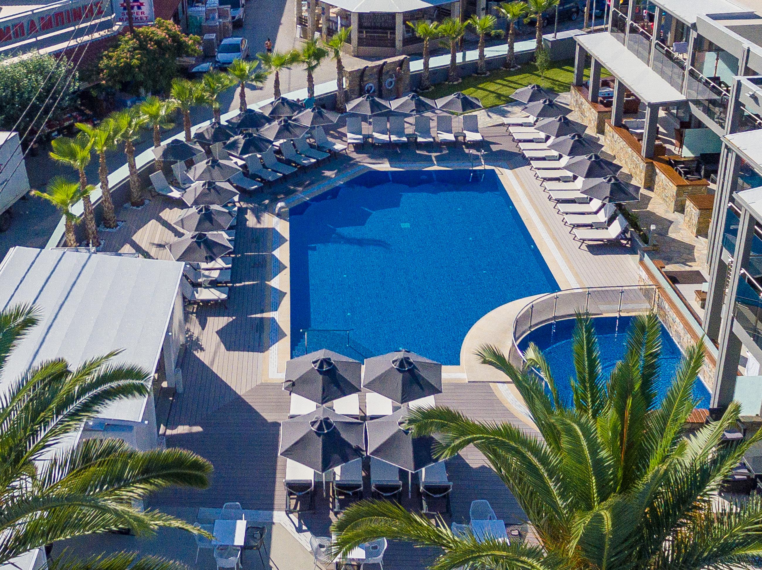 Dionysos Hotel & Suites Chaniotis Extérieur photo