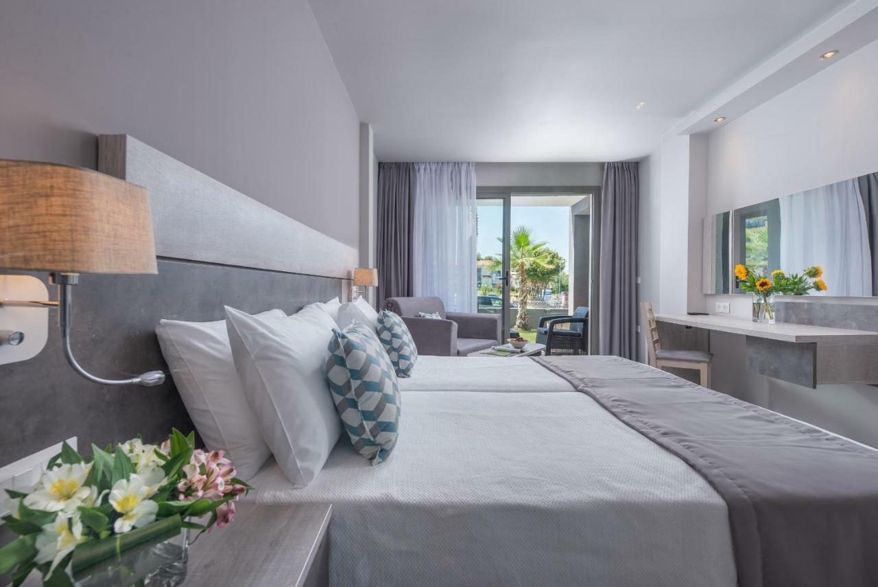 Dionysos Hotel & Suites Chaniotis Extérieur photo