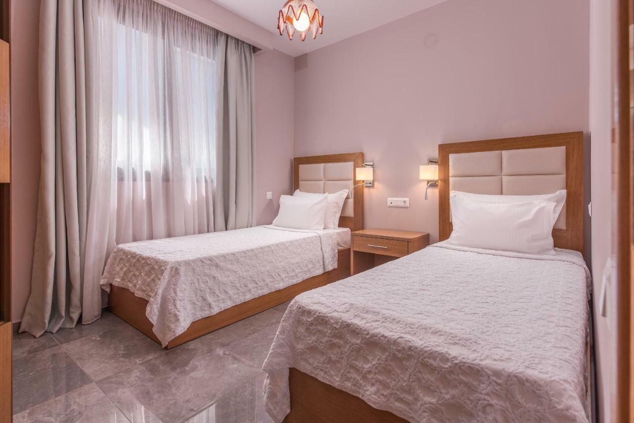Dionysos Hotel & Suites Chaniotis Extérieur photo